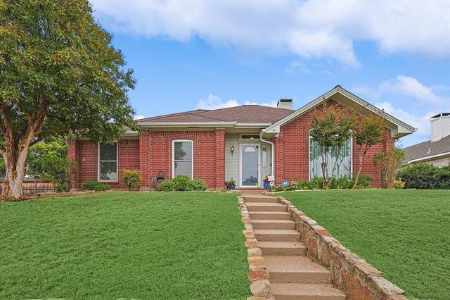 Foto del edificio - 8240 Woodstream Dr