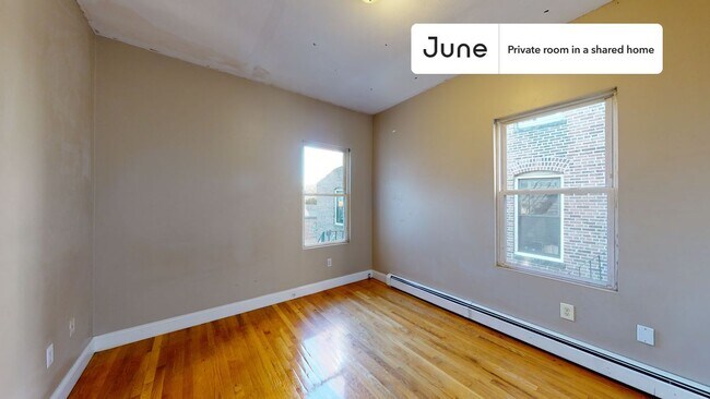 Building Photo - Room in Shared 4 bed/1.5 bath home