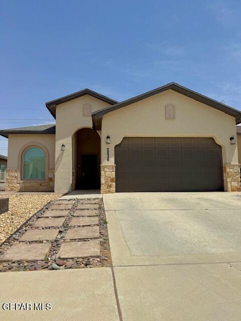 Building Photo - 2836 Tierra Oasis St