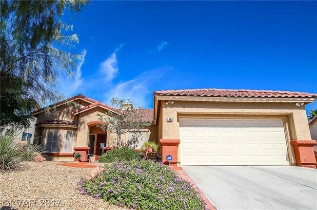 Foto del edificio - ** COMING SOON LISTING ** Charming Single-Story Home with Spa & Covered Patio Near Spencer & Wigw...