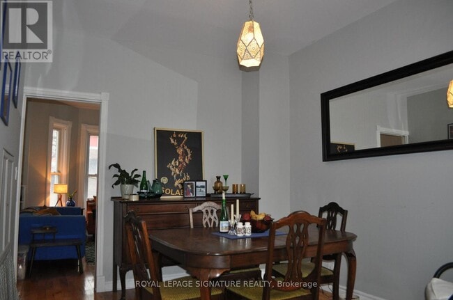 Photo du bâtiment - 133 Brock Ave