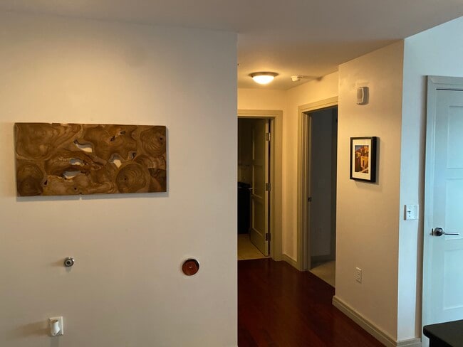 Building Photo - 120 S 31st Ave