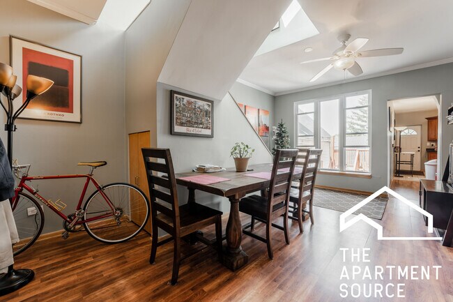 Foto del edificio - 3036 N Seminary Ave