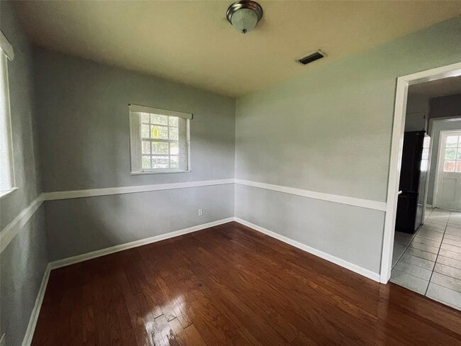 Building Photo - 1039 S Frankland Rd