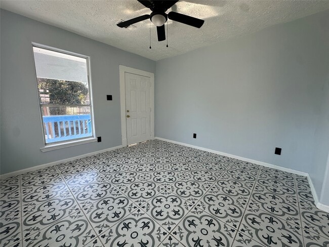 Building Photo - 7909 Avenue C