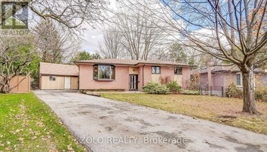 Building Photo - 5 Cabot Ct