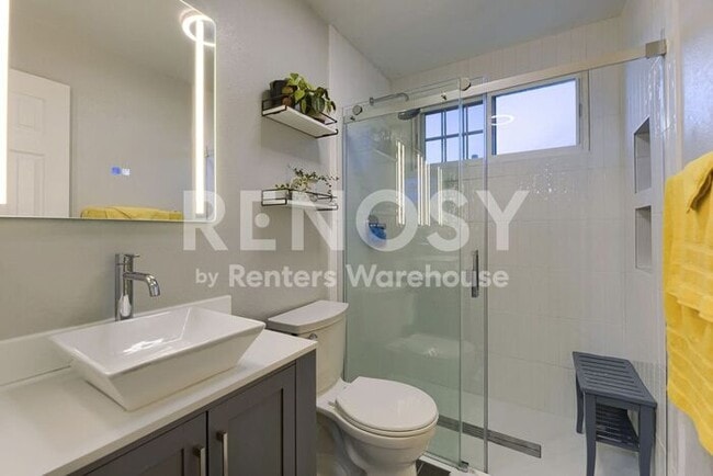 Photo - 5 bed 5 bath | 2947 S Lisbon Way Aurora Colorado 80813 | AVAILABLE NOW House