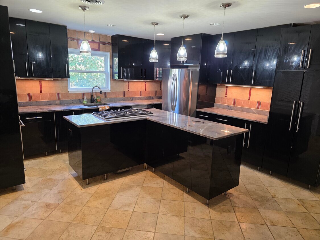 Foto principal - 6043 Mt Phillip Rd