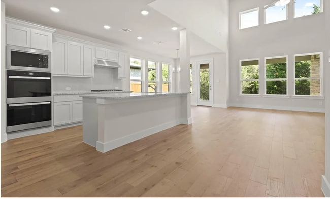 Foto del edificio - 6506 Vivian Ln