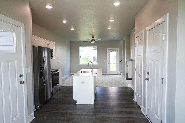 Building Photo - Stunning Two-Story Home available in Prime...