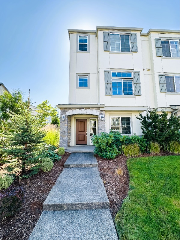Building Photo - 15082 NW Fig Ln