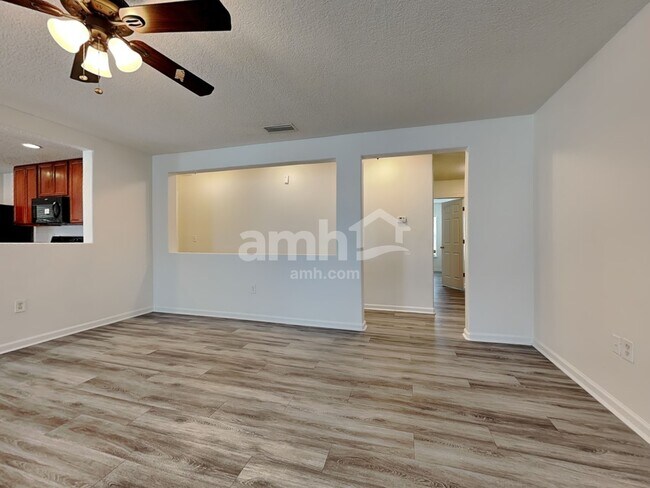 Foto del edificio - 76163 Long Pond Loop