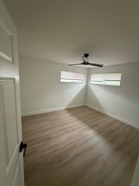 Foto del edificio - 1617 Pelham Pl