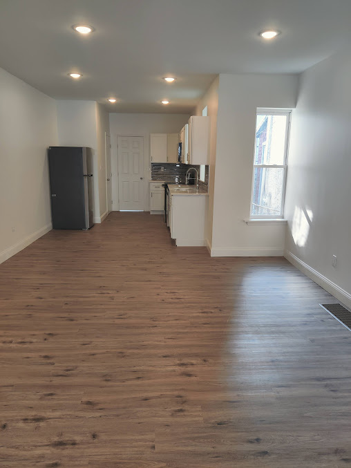 Building Photo - 61 N Edgewood St
