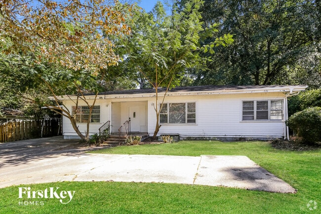 Building Photo - 131 Mountain View Dr NW
