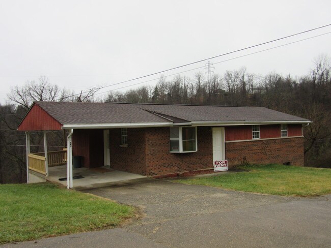 Foto del edificio - 15 Circle Dr