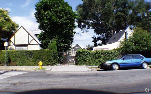 Primary Photo - 541-545 551 S Coronado St