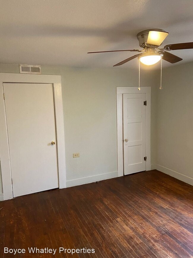 Building Photo - 2 br, 1 bath House - 403 Marietta St.