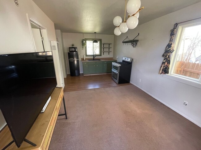 Building Photo - 1BD/1BA Downtown Durango Duplex