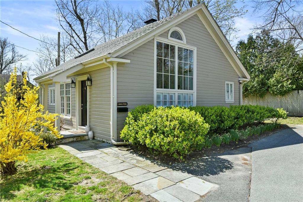 Foto principal - 397 Gibbs Ave