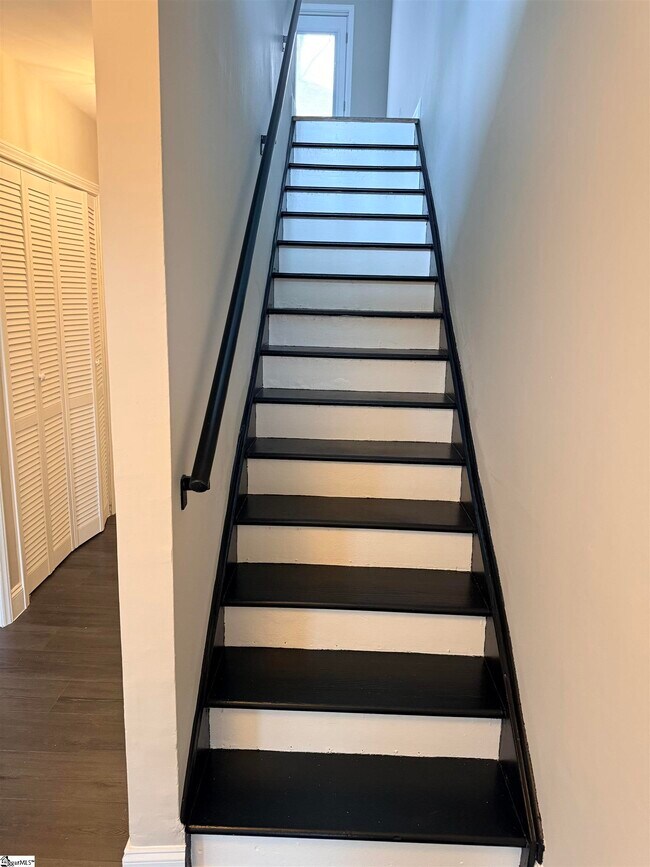 Foto del edificio - 36 Spinnaker Ct