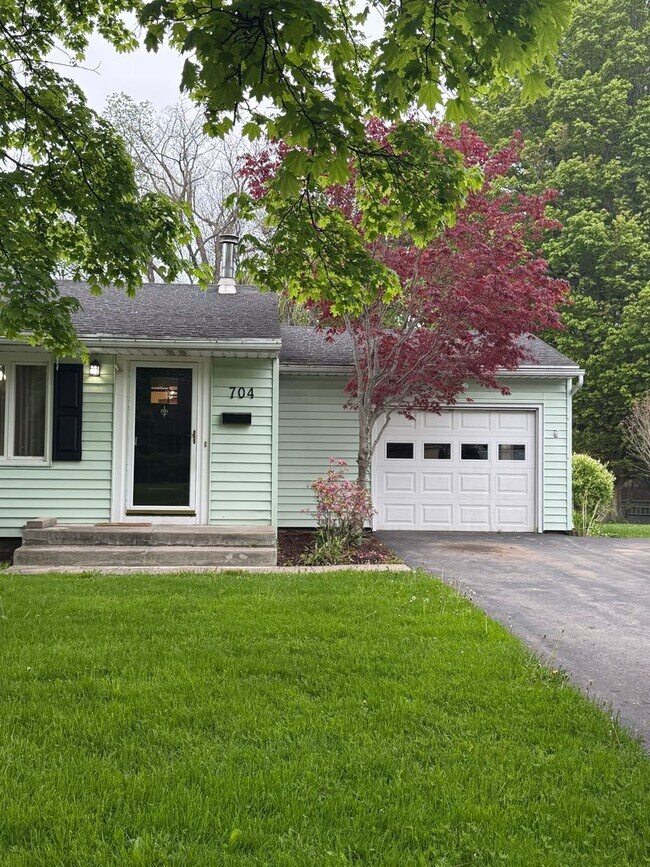 Foto del edificio - Fully Remodeled 3 bedroom House