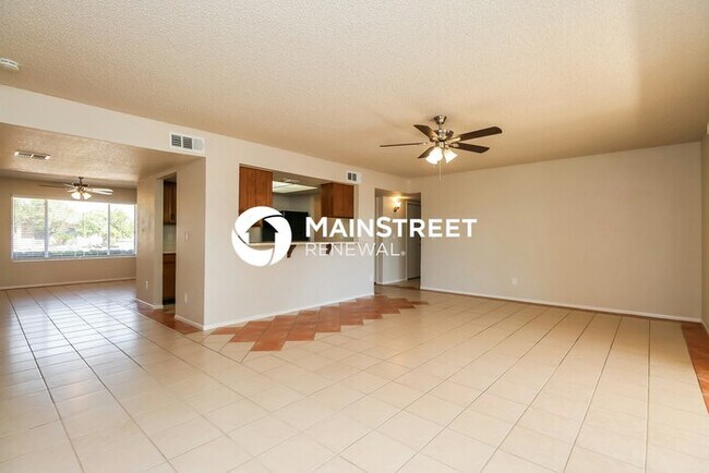 Foto del edificio - 3 Bedroom Pet-Friendly Home in MESA, AZ wi...