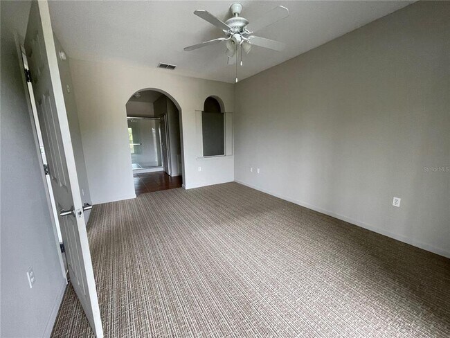 Foto del edificio - 14200 Avalon Rd