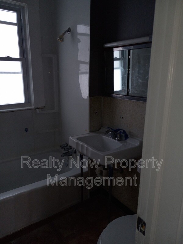 Foto del edificio - 3348 W 97th St