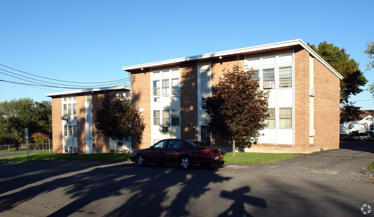 Building Photo - 264-278 Hazelhurst Ave