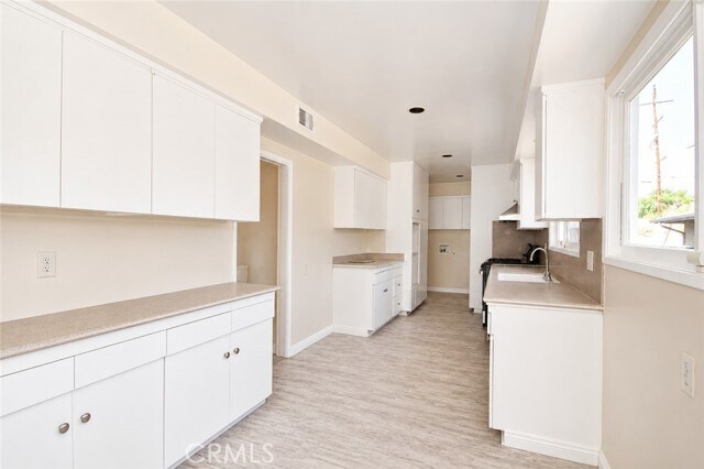 Foto del edificio - 1290 Brightwood St