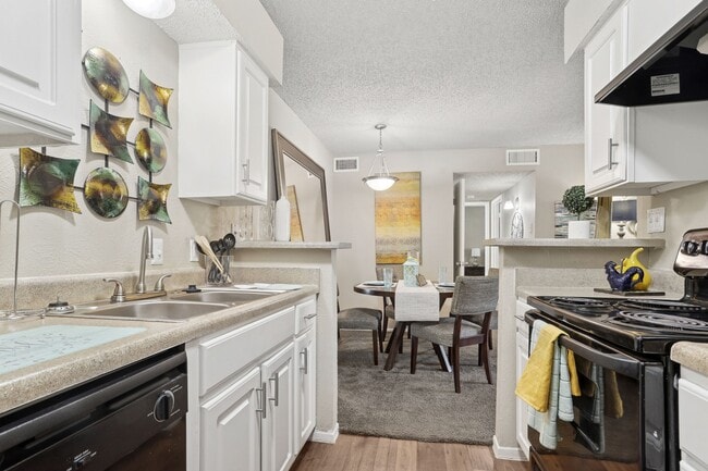 Building Photo - The Venue at Greenville