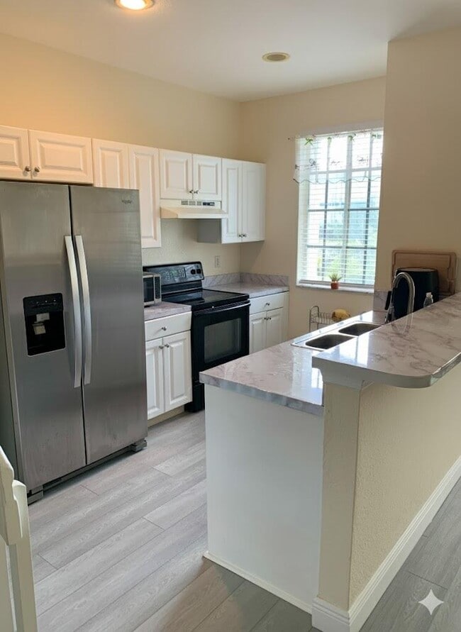 Foto del edificio - 2007 Nassau Dr