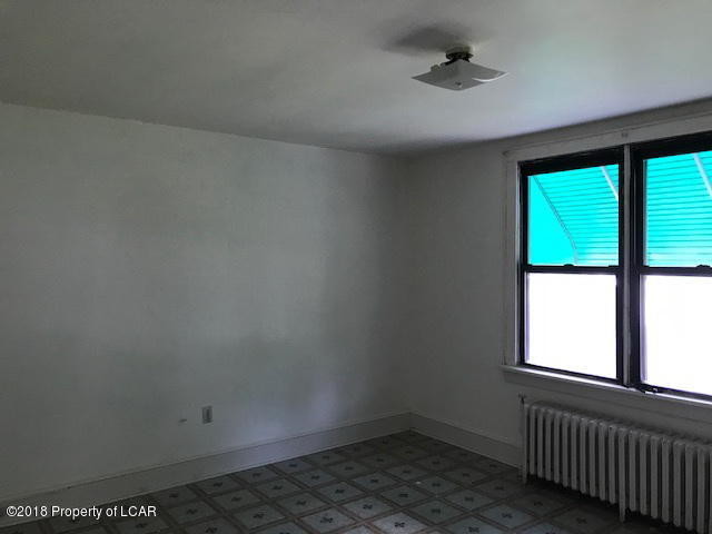 Foto del edificio - 585 Arthur St