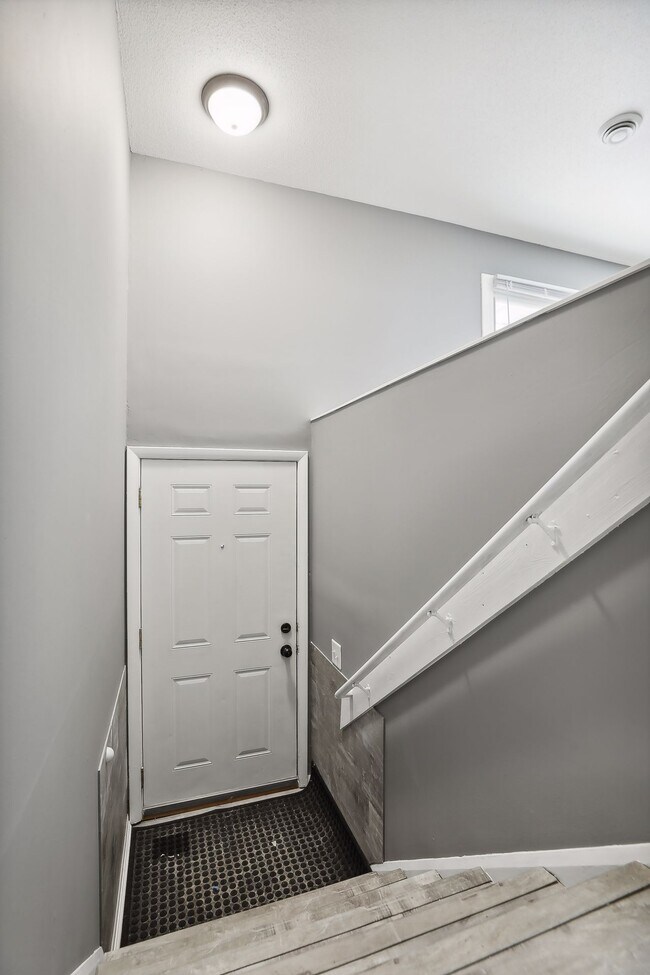 Foto del edificio - 439 Arlington Ave E