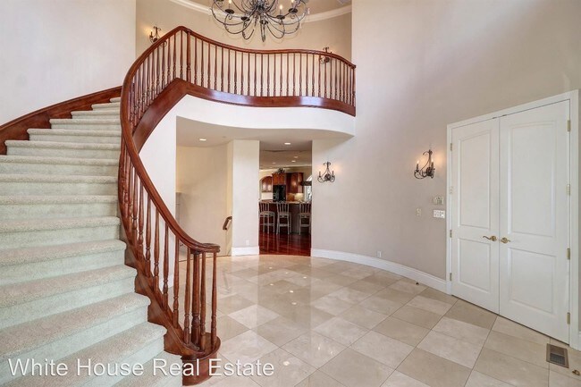 Foto del edificio - 3 br, 4 bath House - 27380 Eagle View Ct