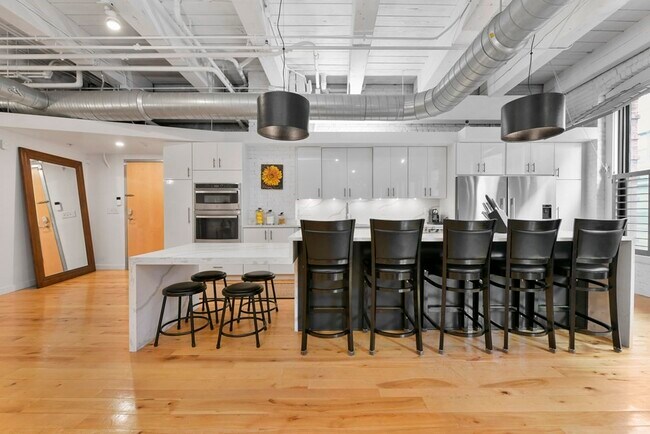 Foto del edificio - 111 Beach St