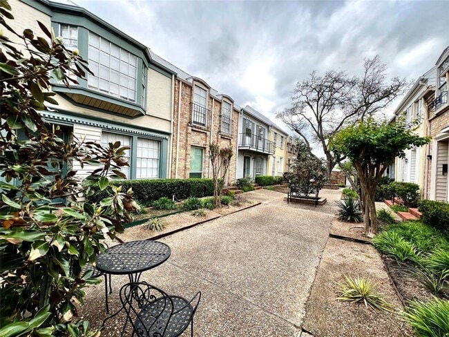 Photo - 3008 Brockbank Ct Apartment