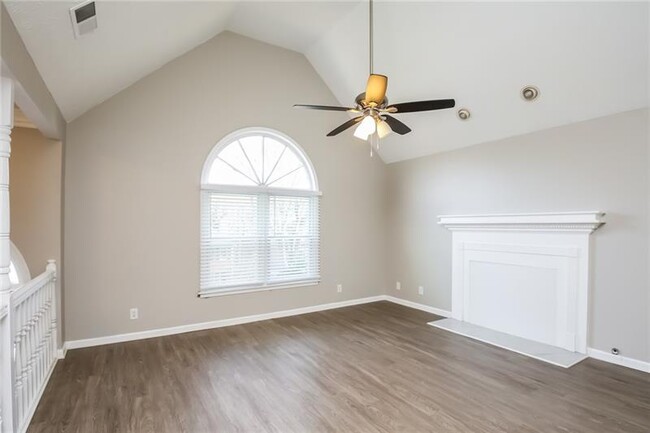 Building Photo - 2051 Amber Dawn Way