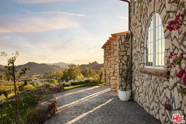 Building Photo - 33239 Mulholland Hwy
