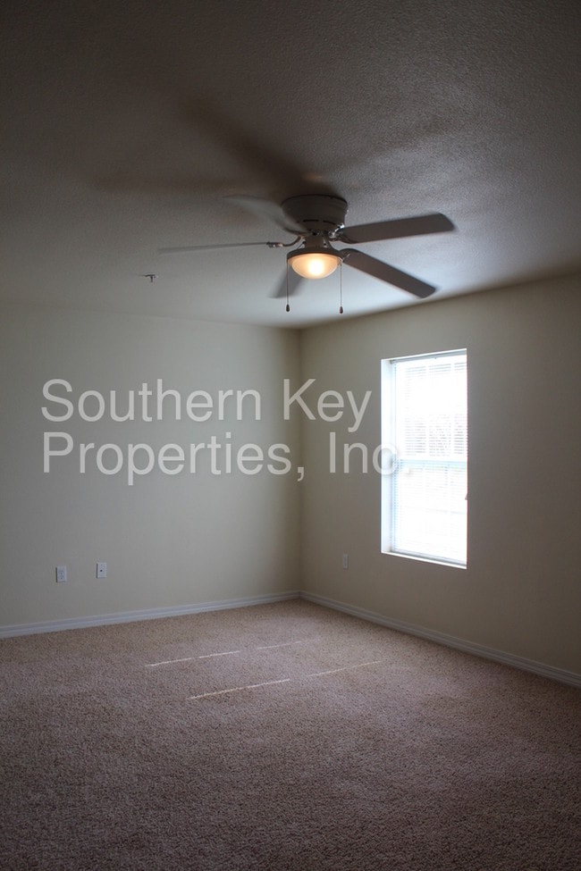 Building Photo - MLS 724045