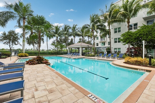 Building Photo - Portico