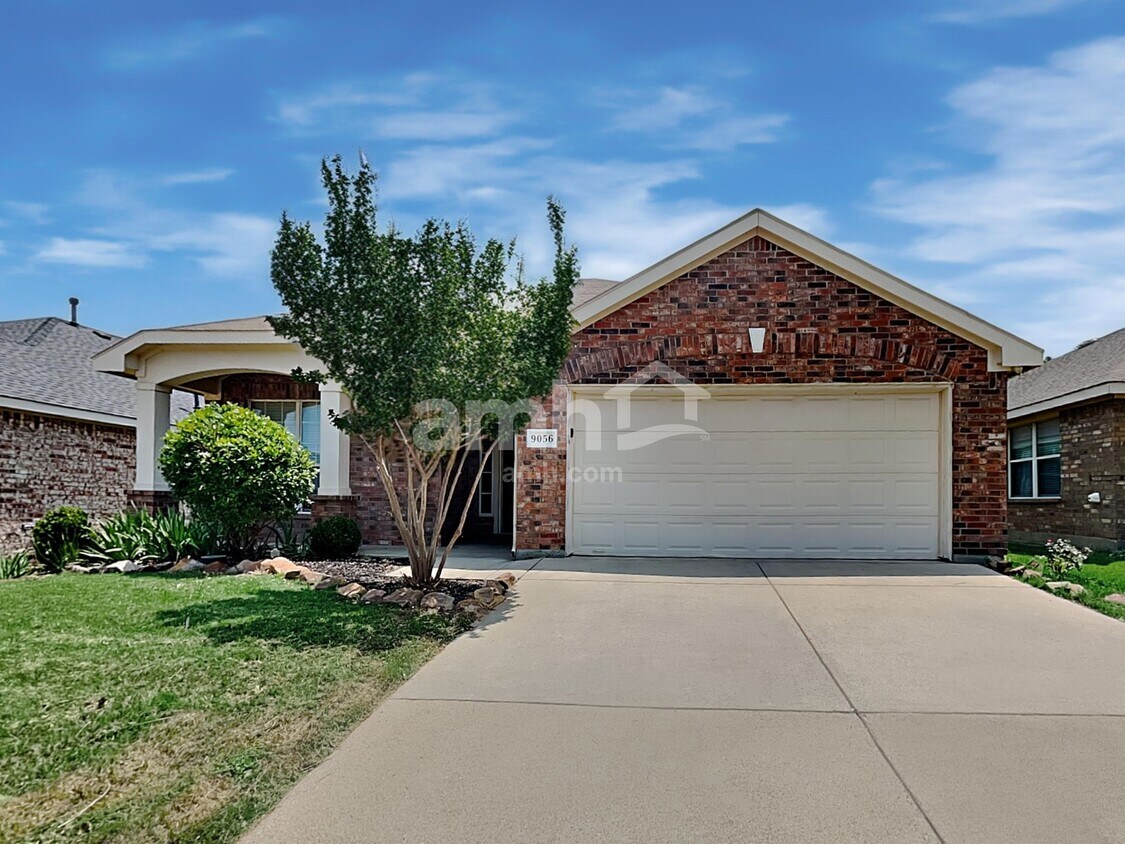 Foto principal - 9056 Weller Ln