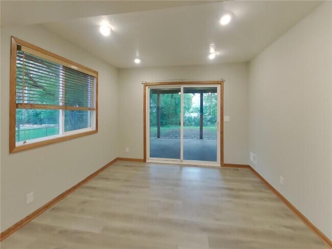 Building Photo - 5752 W 134th St
