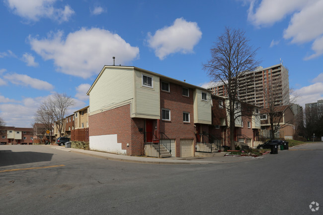 Building Photo - 120-150 Bamburgh Cir