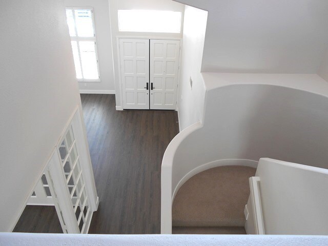 Foto del edificio - Stunning Home in Gated Community of Southridge Oceanside!