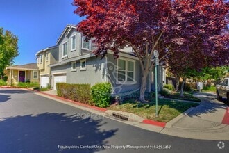 Building Photo - 862 Courtyards Loop