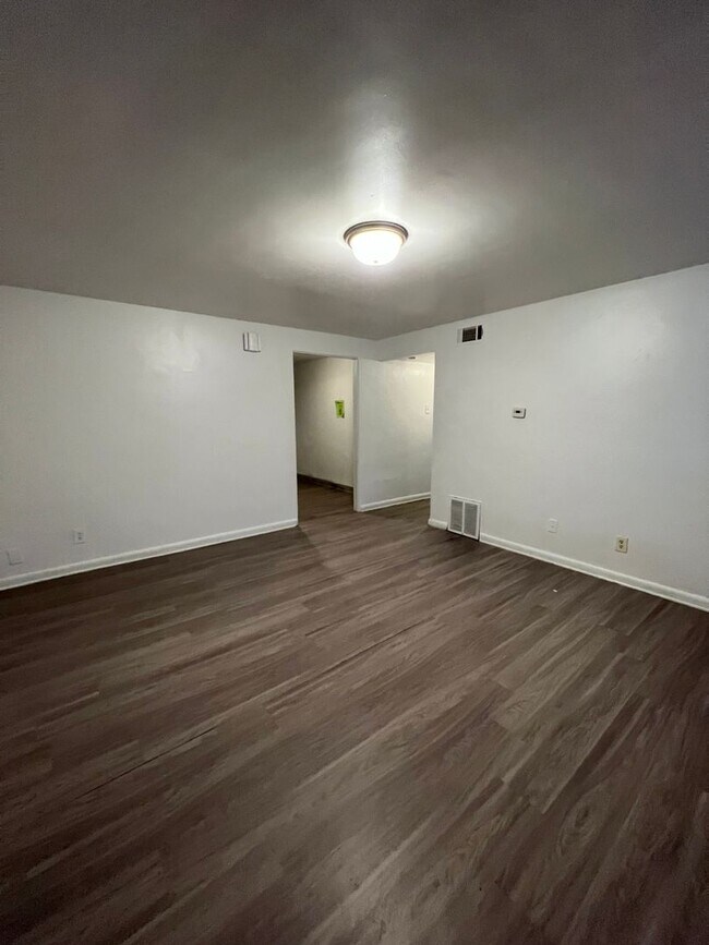 Foto del edificio - 1434 Joliet St