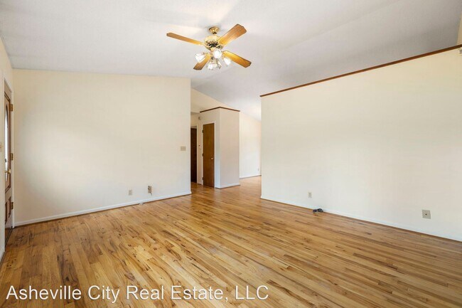 Building Photo - 3 br, 2 bath House - 7 E. Ardmore Street