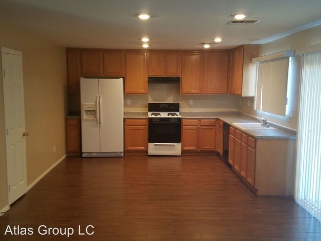 Building Photo - 4 br, 3 bath House - 11588 Aruba Beach Ave.